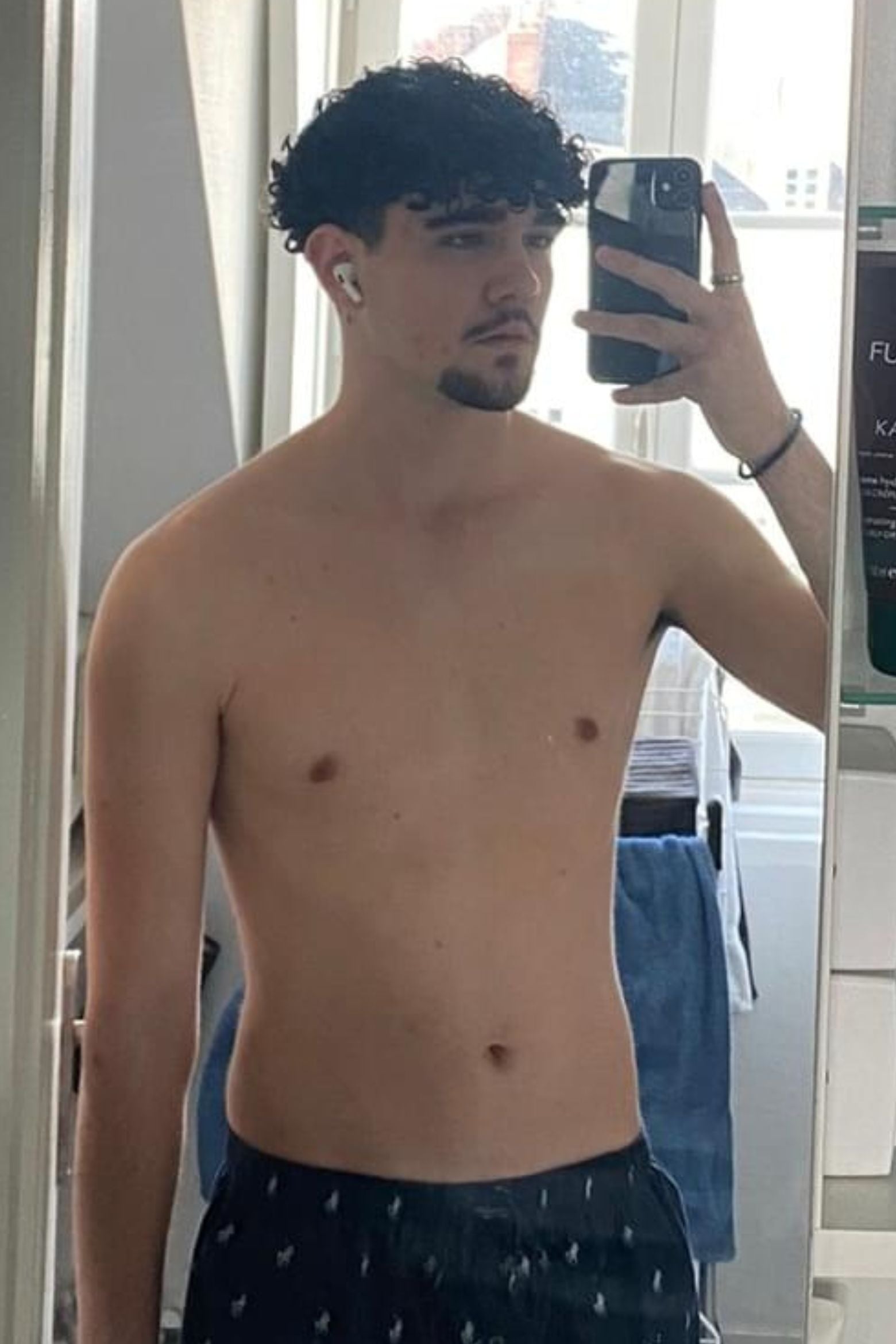 Calisthenics
Musculation
Motivation
Flexibilité
Endurance
Planification
Progrès
Posture
Résistance
Entraînement
Persévérance
Techniques
Explosivité
Routine
Nutrition